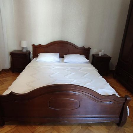 Flat in the city center โอเดสซา ภายนอก รูปภาพ