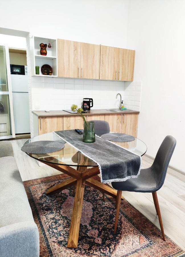 Flat in the city center โอเดสซา ภายนอก รูปภาพ