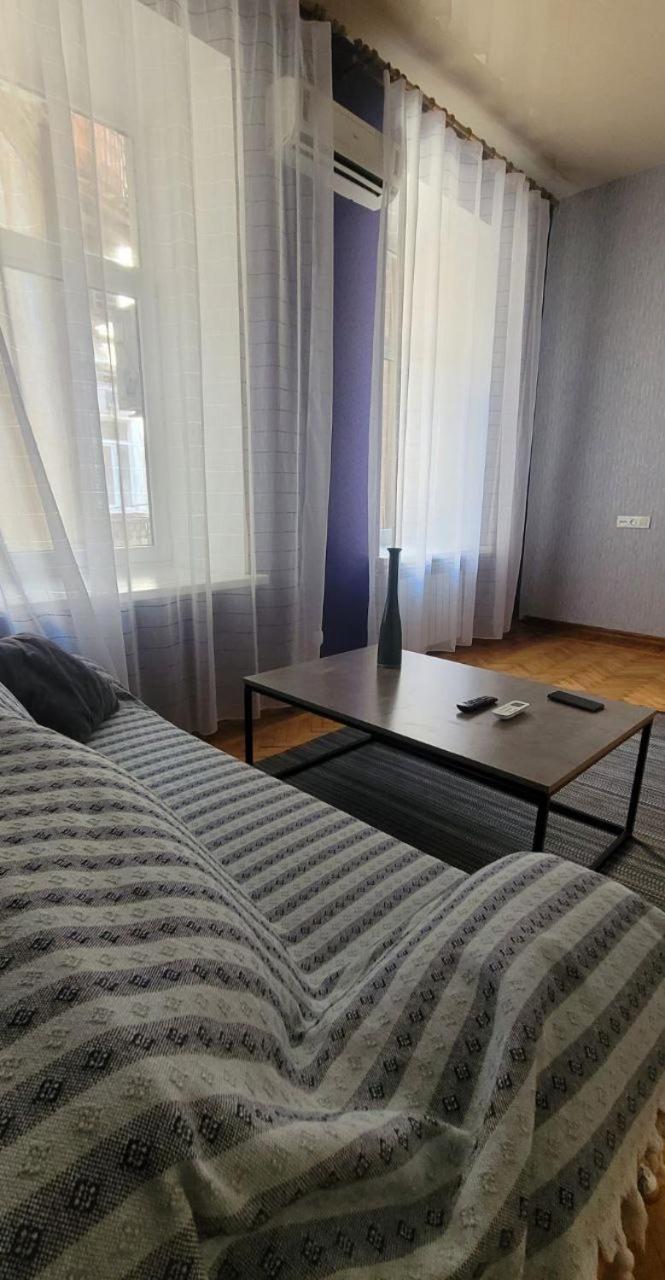 Flat in the city center โอเดสซา ภายนอก รูปภาพ